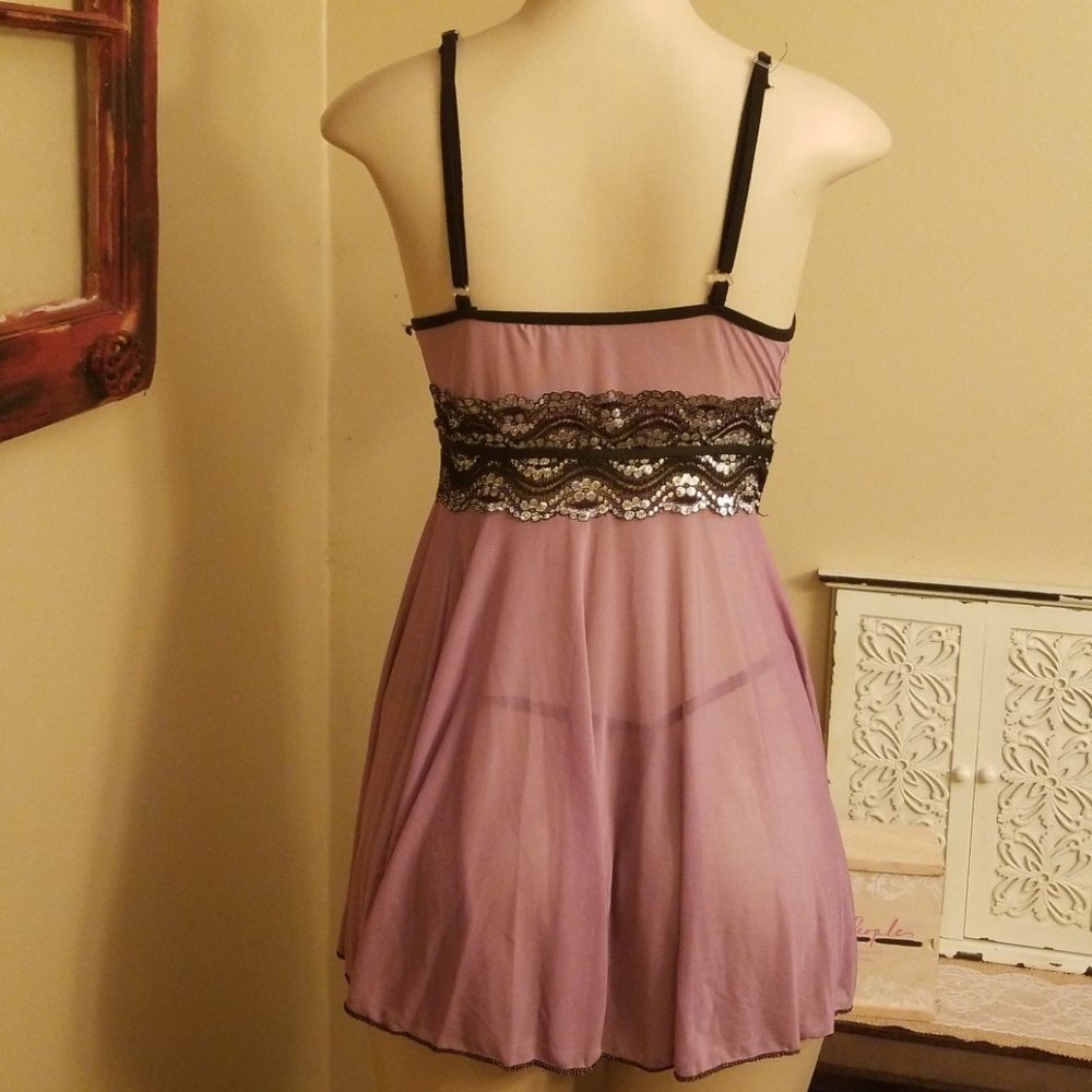Nighty - Picture 5 of 6